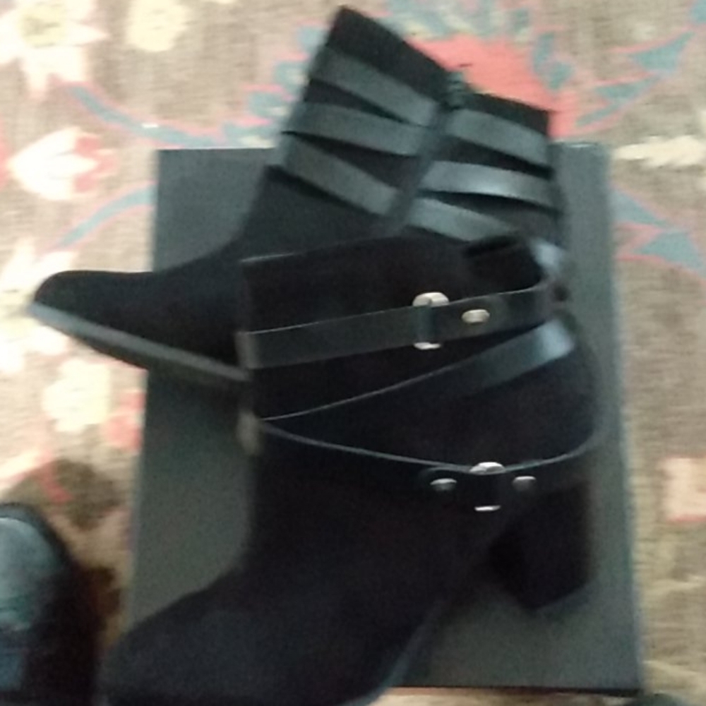 Material Girl Women's Boots